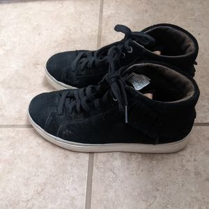 UGG Cali Fringe High Top Black Suede Sneaker Size 7.5 1020137